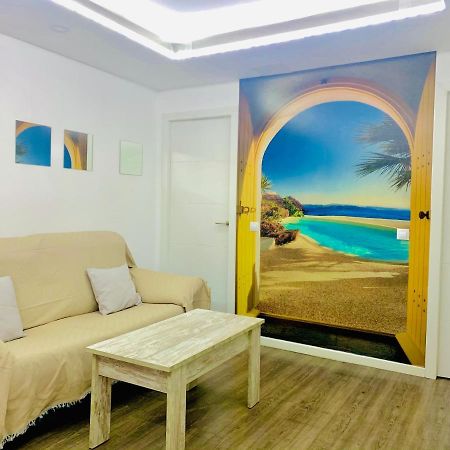 Apartamento Moderno tipo Semisótano en playa Las Canteras con WIFI Las Palmas de Gran Canárias Exterior foto